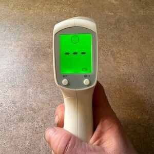 Alphamed HET-R171 Infrared Forehead Digital Thermometer